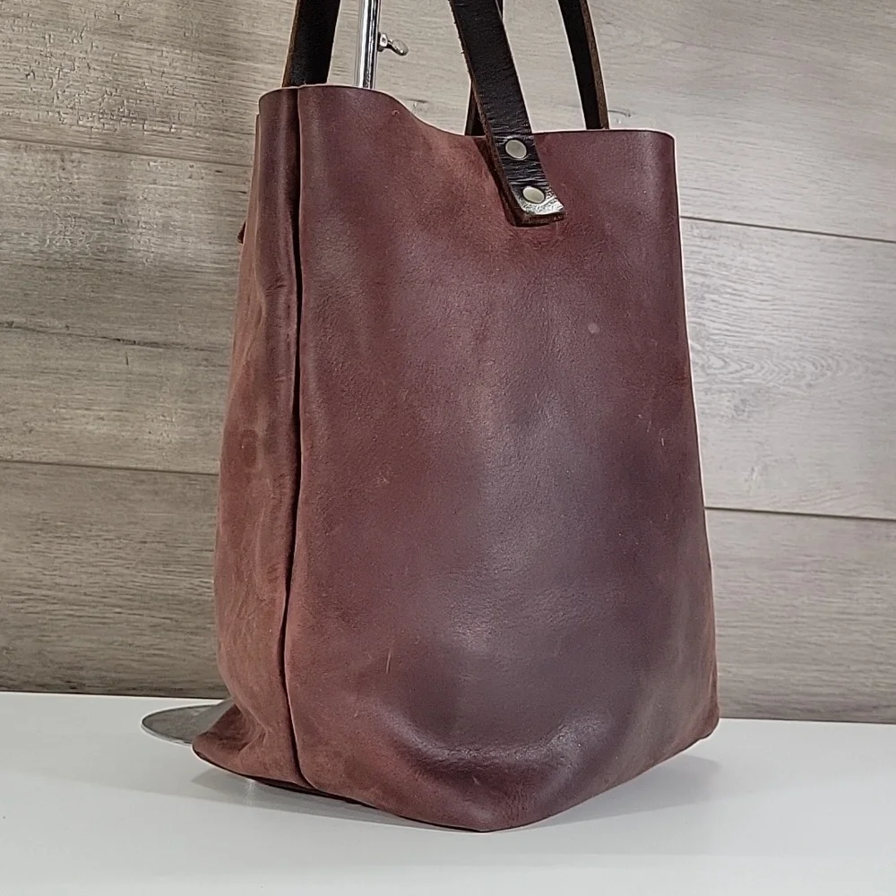 Portland Leather Goods Thick Leather Tote Bag in Burgundy